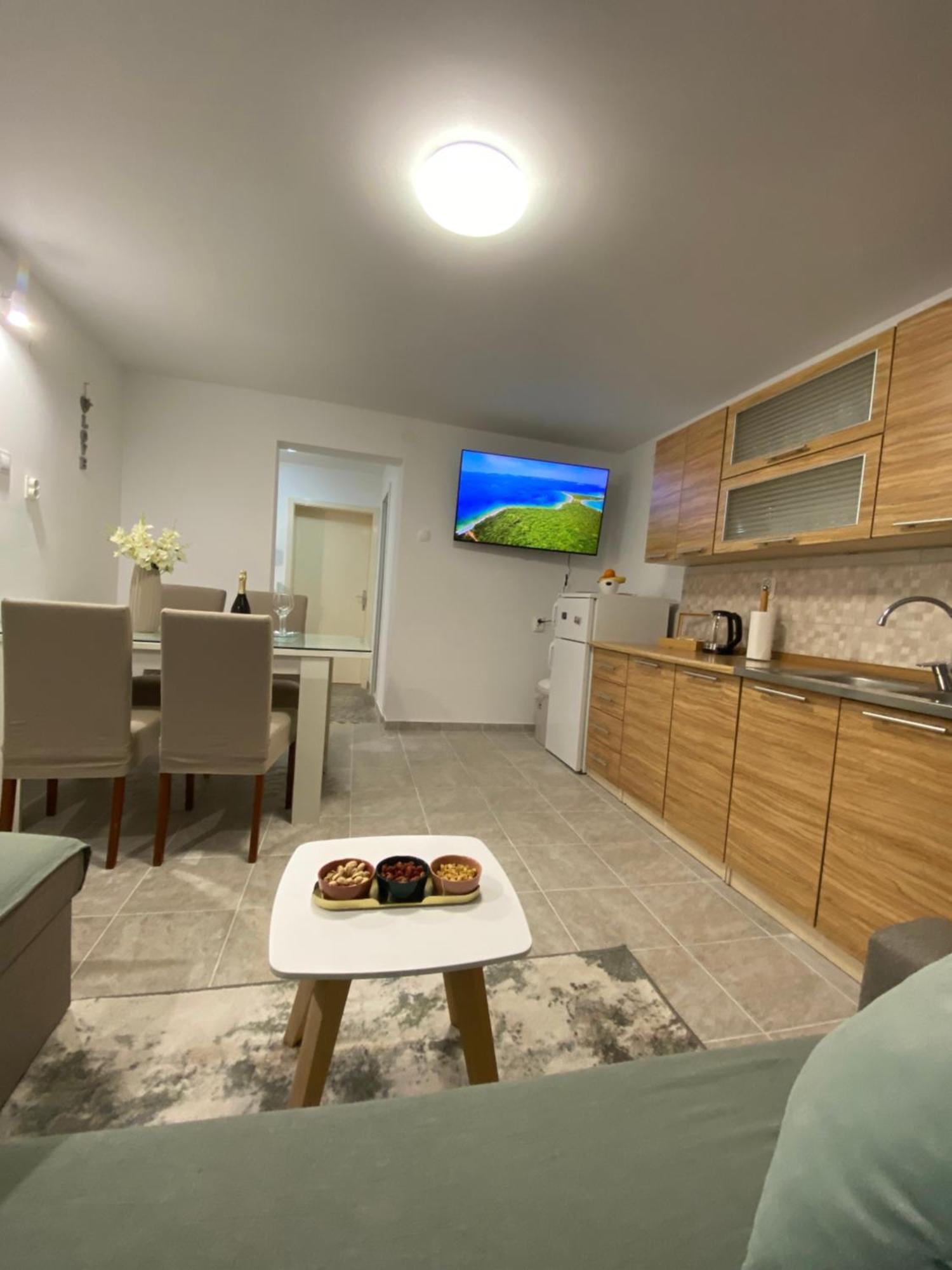 Apartment Bilic Split Exterior photo